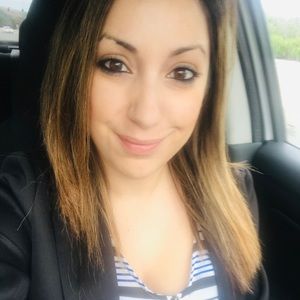 Meet your Posher, Andrea